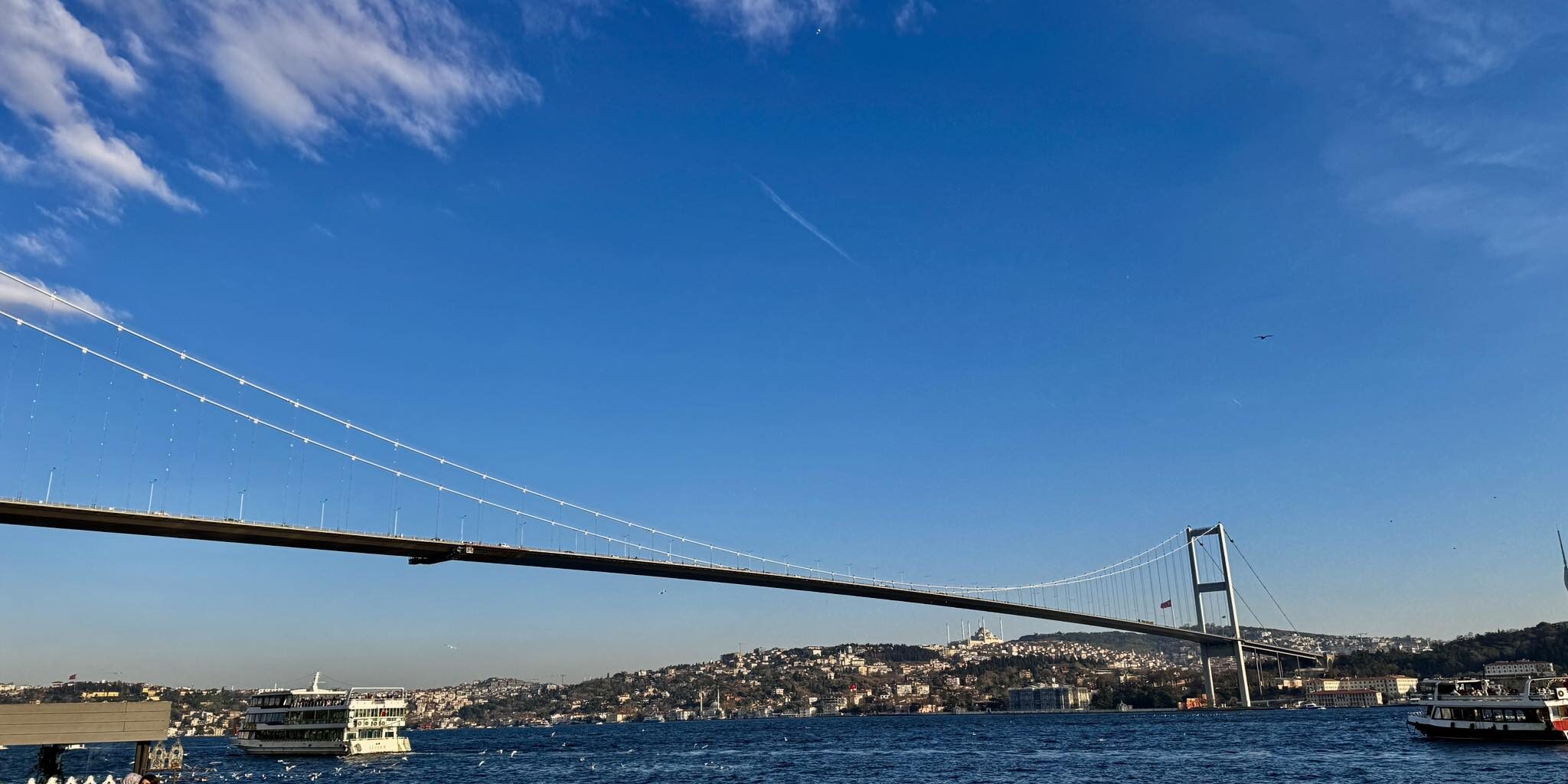 471277920_9155091544556584_318440437512048789_n ბოსფორის სრუტე, ფონად ბოსფორის ხიდი