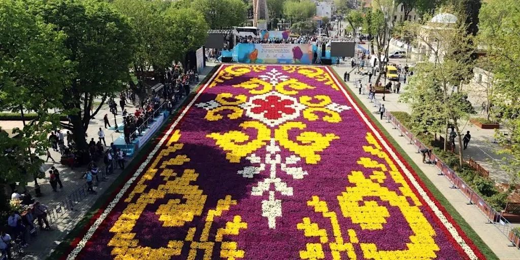 სტამბოლი, თურქეთი, ტიტების ფესტივალი